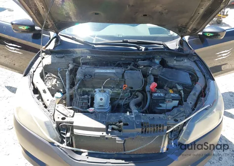 2015 Honda Accord Lx из США, поврежденный, VIN 1HGCR2F33FA187366